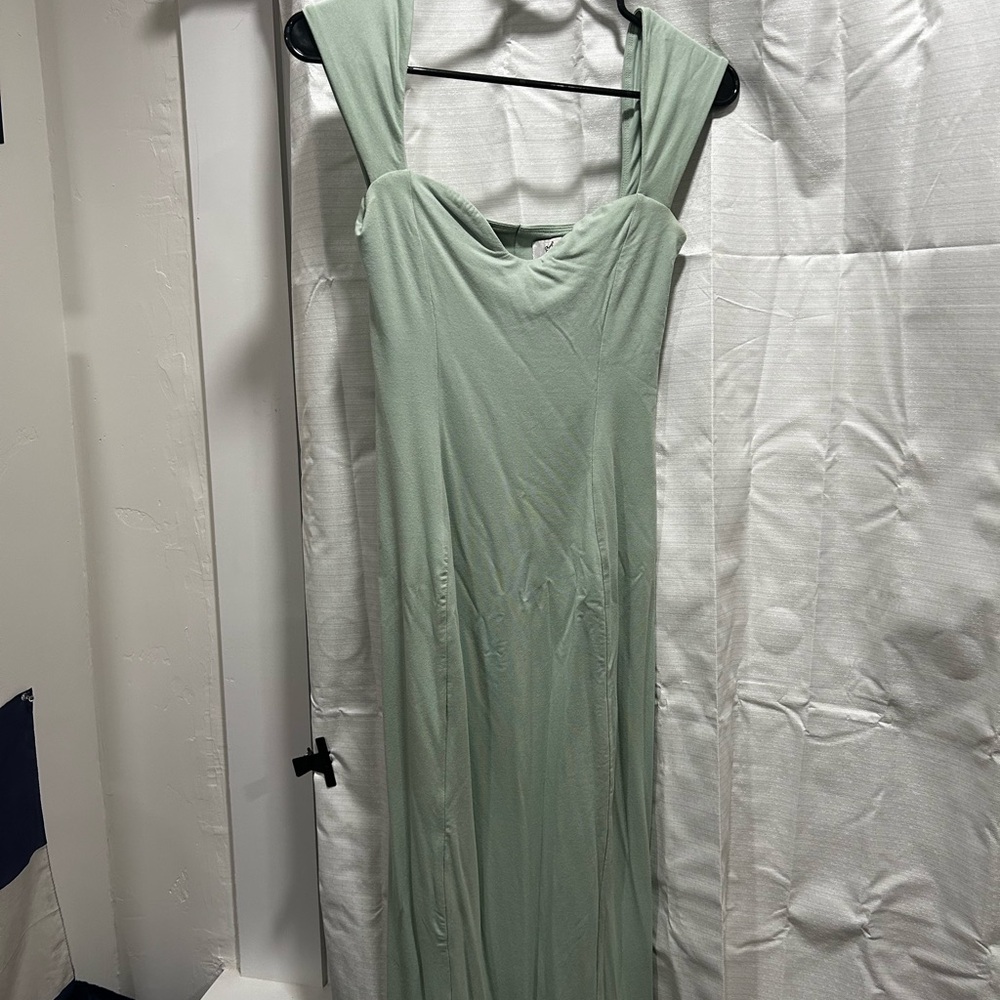 Elegant Mint Green Bodycon Dress - Picture 4 of 5